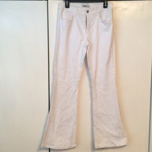 White flair jeans. Size 29. Must have for summer